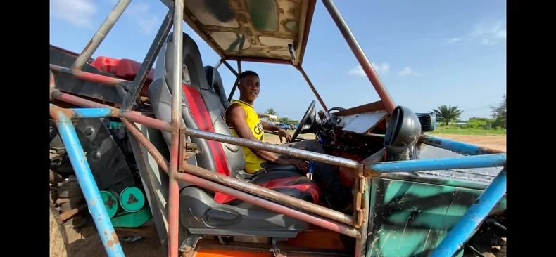 Emmanuel Geraldo in his car