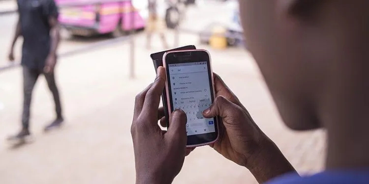Student-using-mobile-phone-