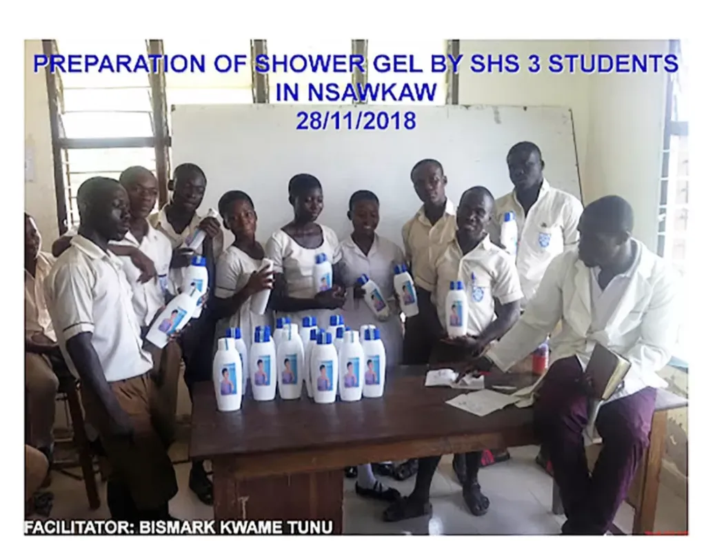 Preparation of shower gel by SHS 3 students
