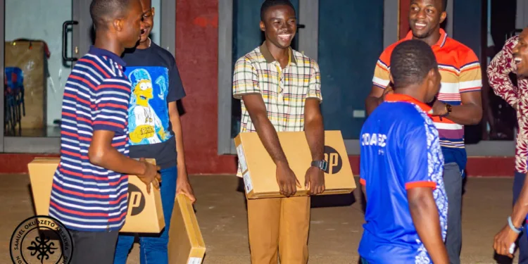 Okudzeto Ablakwa blesses PRESEC NSMQ 2023 contestants with laptop of their preference