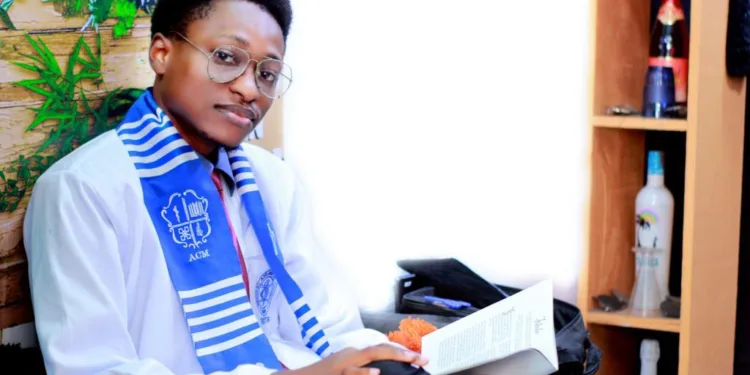 Bright Asiedu, 2017 NSMQ contestant for St. Thomas Aquinas